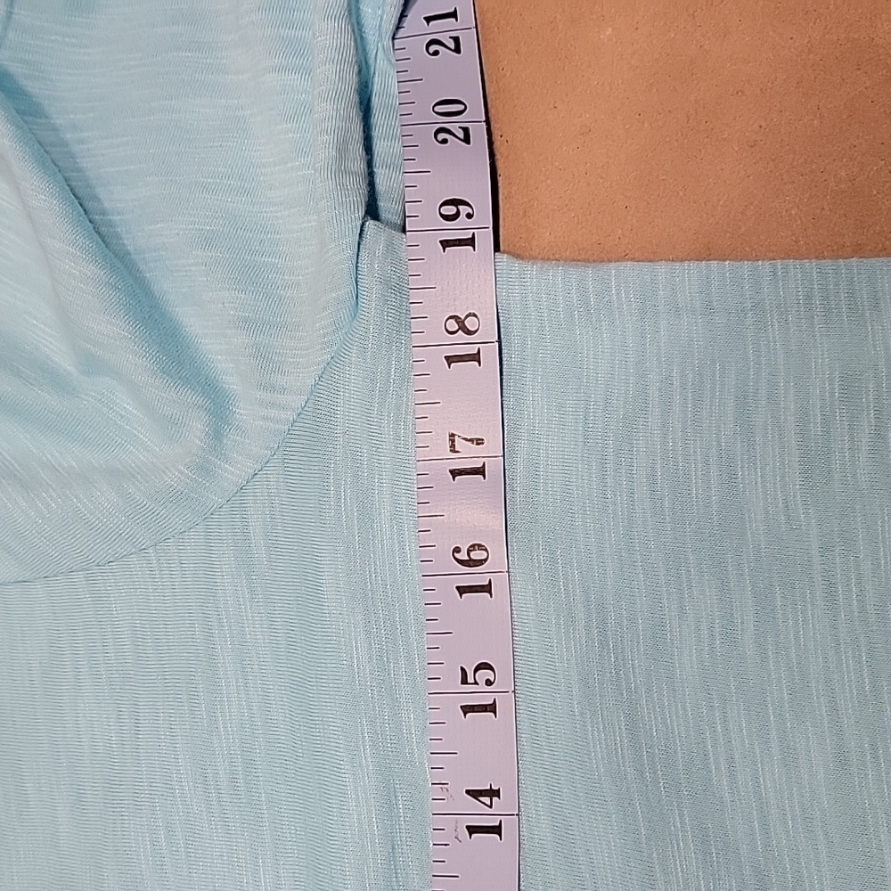 Chico's Size 0 (S) Light Blue "The Ultimate Tee" Roll Tab Half Sleeve, EUC - Picture 5 of 9